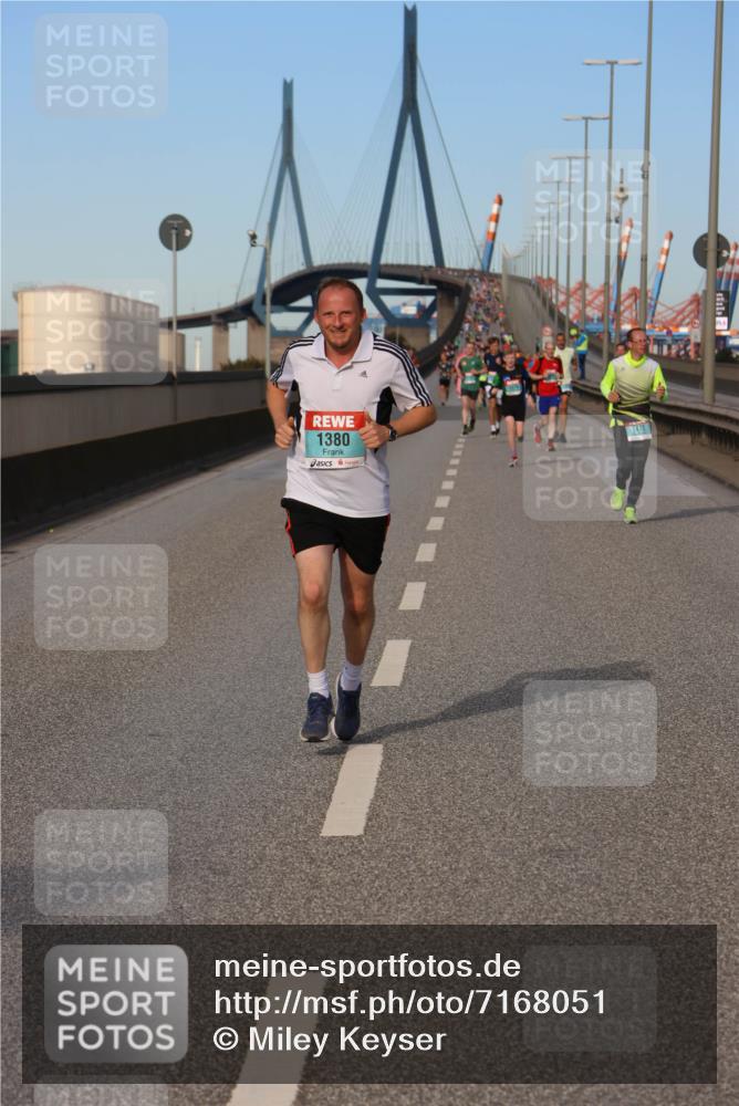 03.10.2024 - Köhlbrandbrückenlauf Miley Keyser http://msf.ph/oto/7168051 03.10.2024 09:42:40 Position 3 1380 meine-sportfotos.de