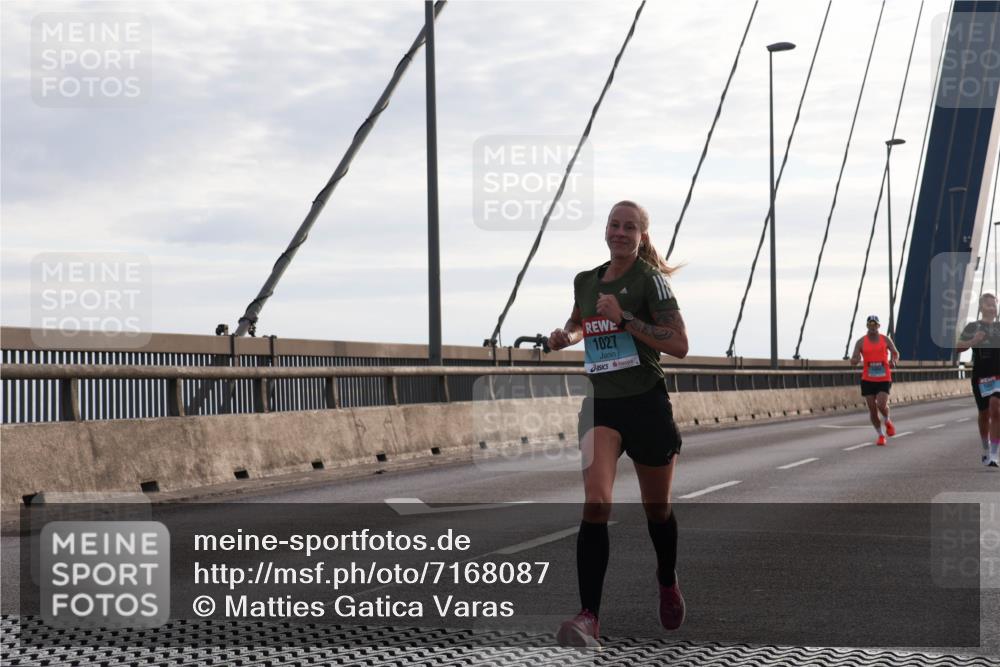 03.10.2024 - Köhlbrandbrückenlauf Matties Gatica Varas http://msf.ph/oto/7168087 03.10.2024 09:20:26 Position 2 1027, 1057 meine-sportfotos.de