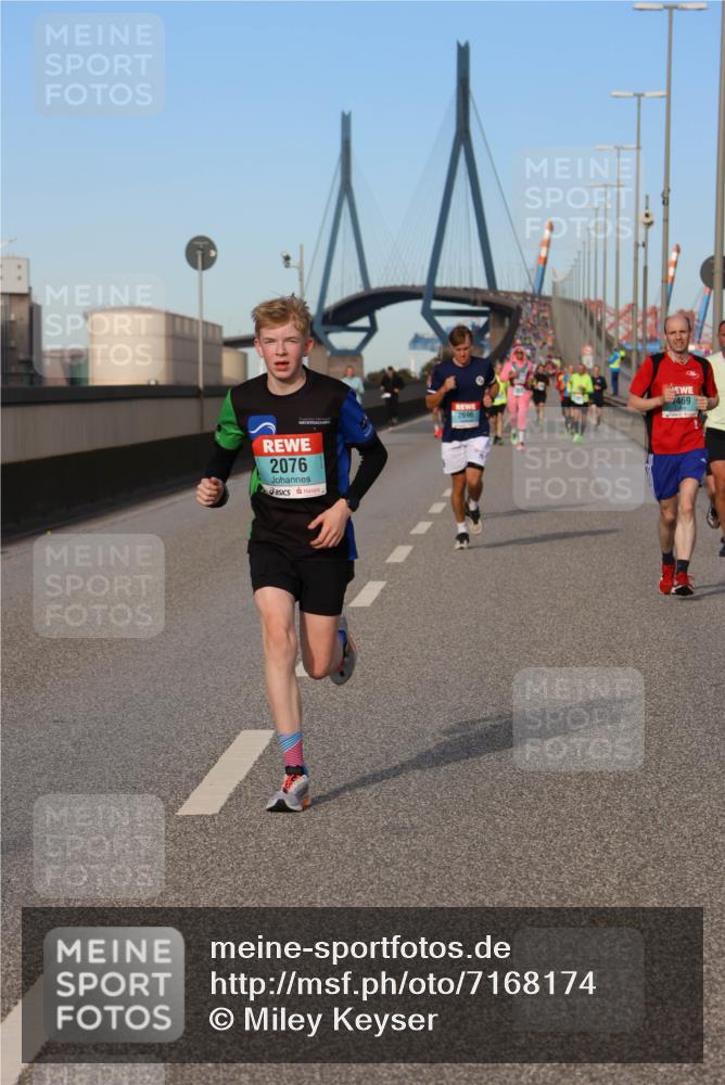 03.10.2024 - Köhlbrandbrückenlauf Miley Keyser http://msf.ph/oto/7168174 03.10.2024 09:42:52 Position 3 469, 2696, 2076 meine-sportfotos.de
