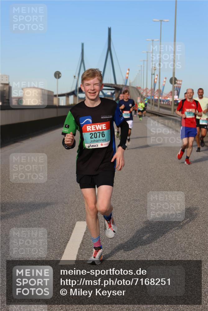 03.10.2024 - Köhlbrandbrückenlauf Miley Keyser http://msf.ph/oto/7168251 03.10.2024 09:42:53 Position 3 2076, 1469 meine-sportfotos.de