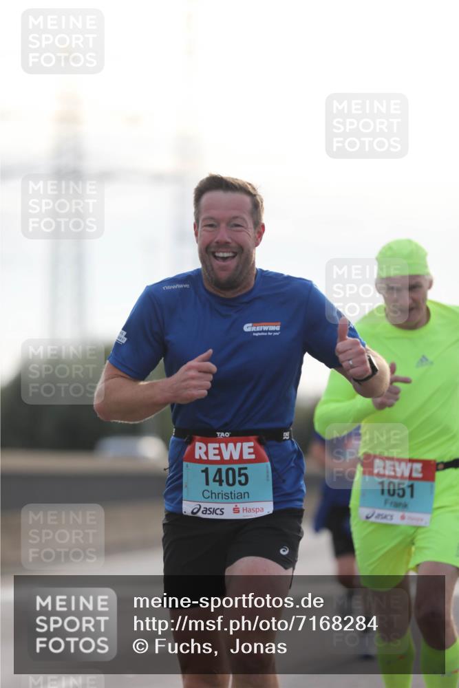 03.10.2024 - Köhlbrandbrückenlauf Fuchs,  Jonas http://msf.ph/oto/7168284 03.10.2024 09:10:57 Position 3 1405, 1051 meine-sportfotos.de