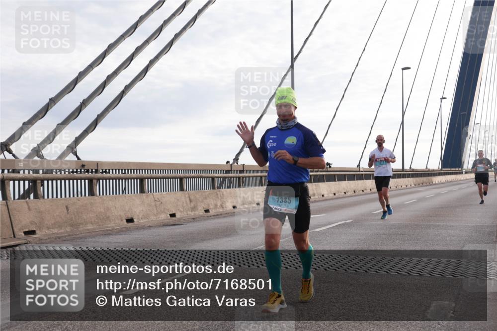 03.10.2024 - Köhlbrandbrückenlauf Matties Gatica Varas http://msf.ph/oto/7168501 03.10.2024 09:20:35 Position 2 1335, 1072 meine-sportfotos.de