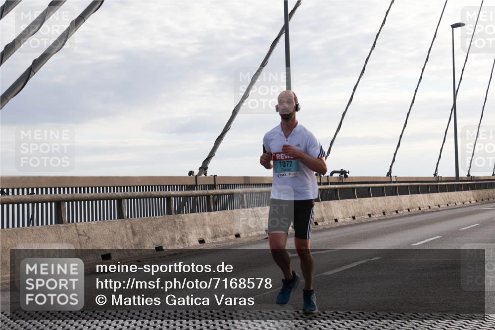 03.10.2024 - Köhlbrandbrückenlauf Matties Gatica Varas http://msf.ph/oto/7168578 03.10.2024 09:20:37 Position 2 1072 meine-sportfotos.de