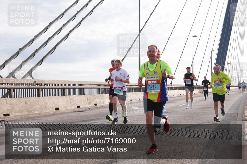 03.10.2024 - Köhlbrandbrückenlauf Matties Gatica Varas http://msf.ph/oto/7169000 03.10.2024 09:20:49 Position 2 1158, 1013, 1015, 1394 meine-sportfotos.de