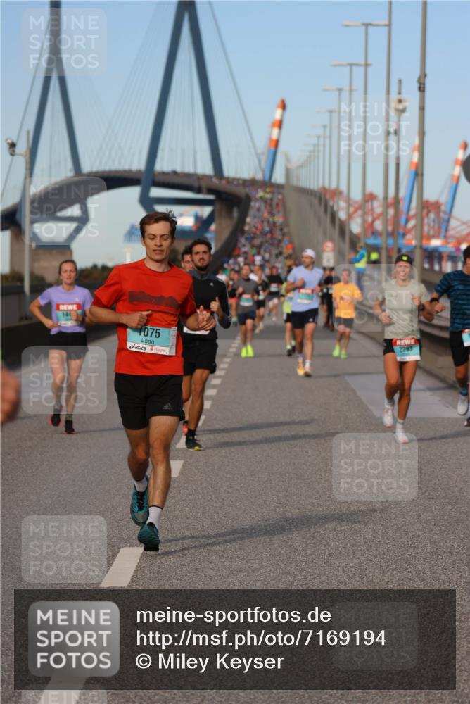 03.10.2024 - Köhlbrandbrückenlauf Miley Keyser http://msf.ph/oto/7169194 03.10.2024 09:43:28 Position 3 144, 075, 2293 meine-sportfotos.de
