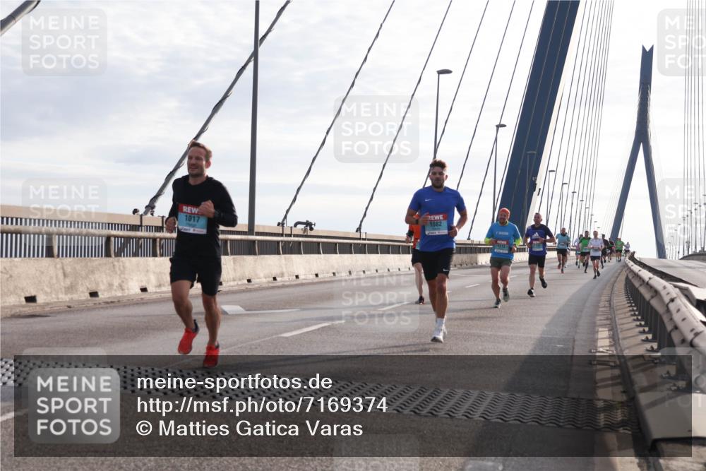 03.10.2024 - Köhlbrandbrückenlauf Matties Gatica Varas http://msf.ph/oto/7169374 03.10.2024 09:20:57 Position 2 1017, 1082 meine-sportfotos.de