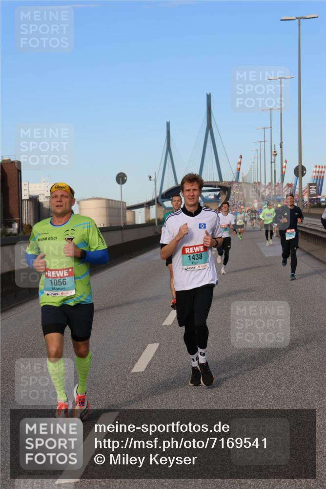 03.10.2024 - Köhlbrandbrückenlauf Miley Keyser http://msf.ph/oto/7169541 03.10.2024 09:44:22 Position 3 1056, 1438, 1920, 1083 meine-sportfotos.de