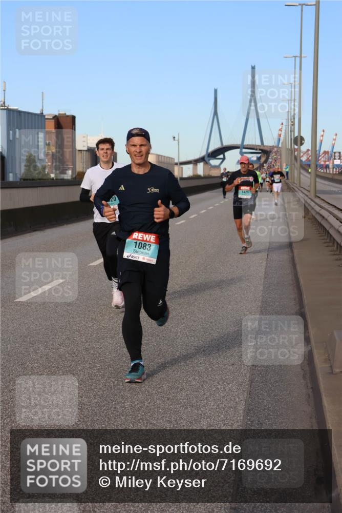 03.10.2024 - Köhlbrandbrückenlauf Miley Keyser http://msf.ph/oto/7169692 03.10.2024 09:44:28 Position 3 50, 1083, 1425 meine-sportfotos.de