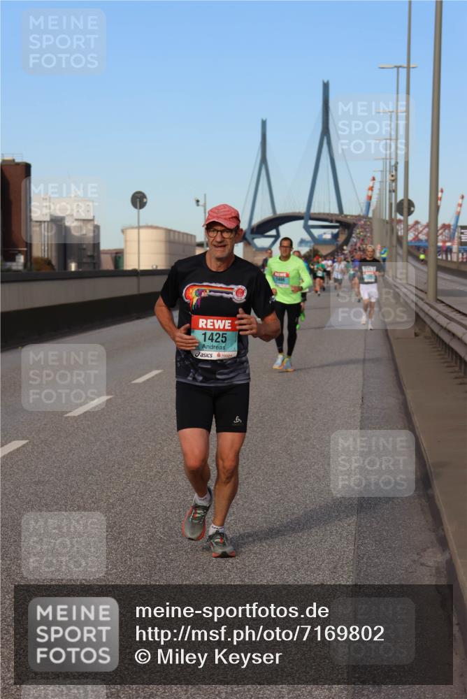 03.10.2024 - Köhlbrandbrückenlauf Miley Keyser http://msf.ph/oto/7169802 03.10.2024 09:44:31 Position 3 1425, 6, 1496 meine-sportfotos.de