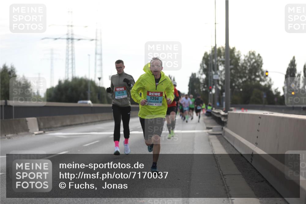 03.10.2024 - Köhlbrandbrückenlauf Fuchs,  Jonas http://msf.ph/oto/7170037 03.10.2024 09:11:38 Position 3 1016, 1394 meine-sportfotos.de