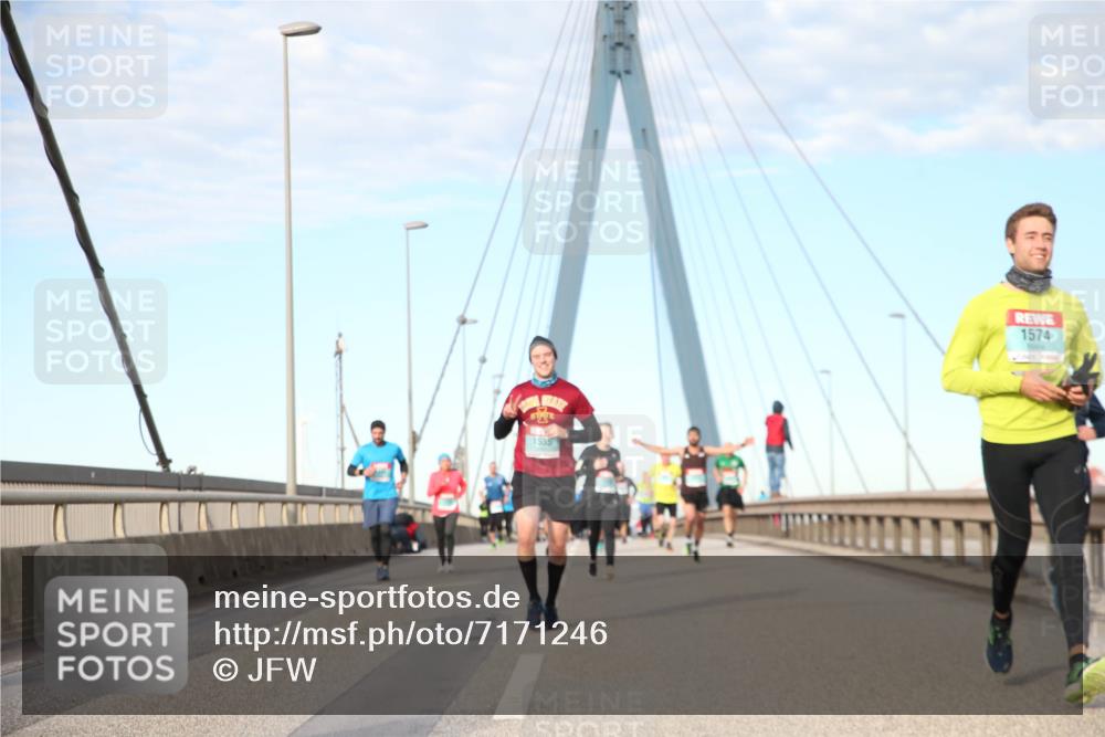 03.10.2024 - Köhlbrandbrückenlauf Jannik Wohlers http://msf.ph/oto/7171246 03.10.2024 09:42:21 Position 2 1535, 1574 meine-sportfotos.de