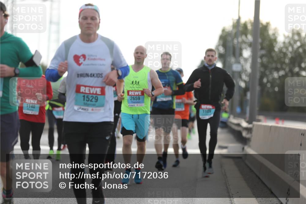 03.10.2024 - Köhlbrandbrückenlauf Fuchs,  Jonas http://msf.ph/oto/7172036 03.10.2024 09:12:15 Position 3 1140, 4, 1529, 2659, 1109 meine-sportfotos.de