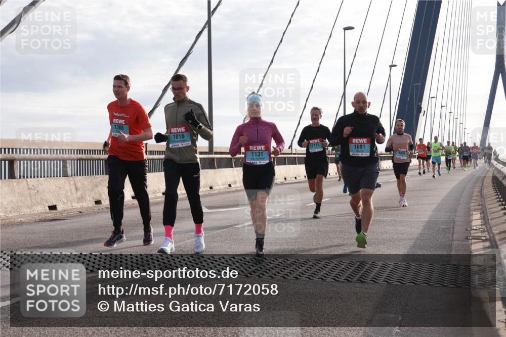03.10.2024 - Köhlbrandbrückenlauf Matties Gatica Varas http://msf.ph/oto/7172058 03.10.2024 09:21:46 Position 2 1308, 1016, 1172, 1091, 1131, 1098 meine-sportfotos.de