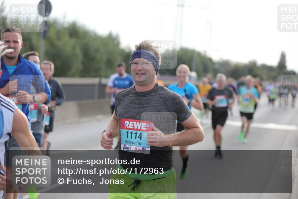 03.10.2024 - Köhlbrandbrückenlauf Fuchs,  Jonas http://msf.ph/oto/7172963 03.10.2024 09:12:36 Position 3 1114 meine-sportfotos.de