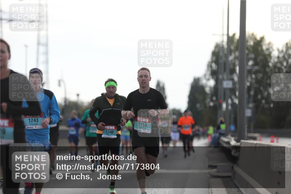 03.10.2024 - Köhlbrandbrückenlauf Fuchs,  Jonas http://msf.ph/oto/7173804 03.10.2024 09:13:01 Position 3 19, 1243, 1340, 1159 meine-sportfotos.de