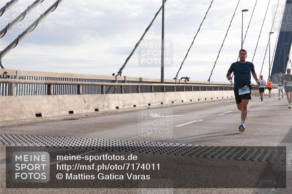 03.10.2024 - Köhlbrandbrückenlauf Matties Gatica Varas http://msf.ph/oto/7174011 03.10.2024 09:22:25 Position 2 1066 meine-sportfotos.de