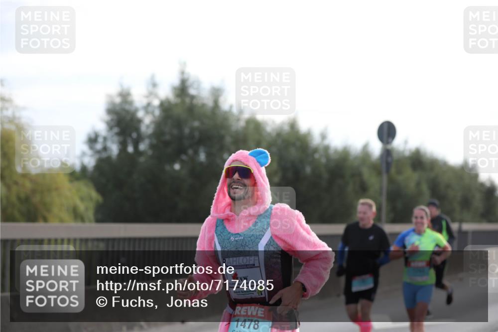 03.10.2024 - Köhlbrandbrückenlauf Fuchs,  Jonas http://msf.ph/oto/7174085 03.10.2024 09:13:12 Position 3 1478 meine-sportfotos.de