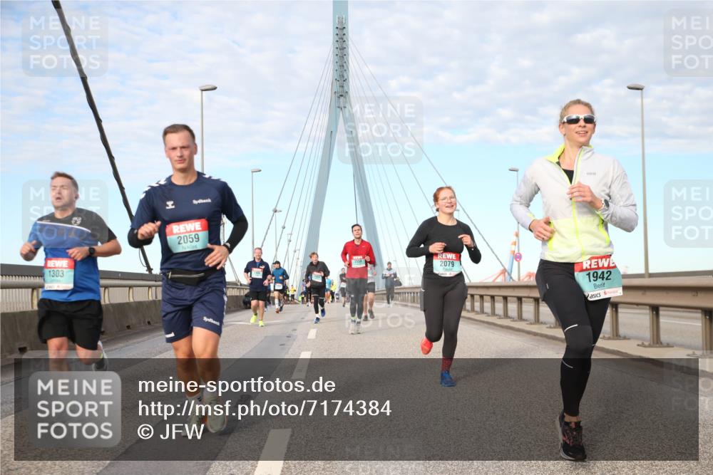 03.10.2024 - Köhlbrandbrückenlauf Jannik Wohlers http://msf.ph/oto/7174384 03.10.2024 09:42:39 Position 2 1303, 2059, 2079, 1942 meine-sportfotos.de