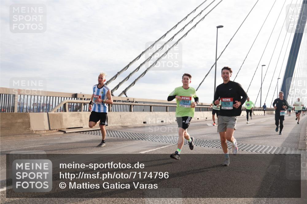 03.10.2024 - Köhlbrandbrückenlauf Matties Gatica Varas http://msf.ph/oto/7174796 03.10.2024 09:22:40 Position 2 1914, 1270 meine-sportfotos.de
