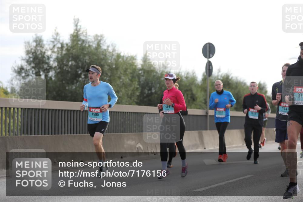 03.10.2024 - Köhlbrandbrückenlauf Fuchs,  Jonas http://msf.ph/oto/7176156 03.10.2024 09:14:13 Position 3 1595, 1424, 1557, 373, 1147, 1372 meine-sportfotos.de
