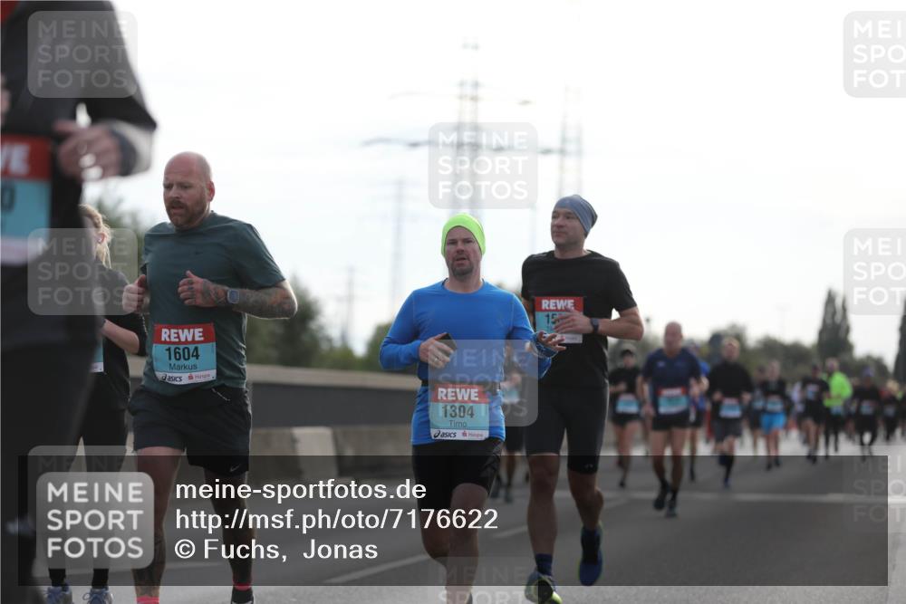 03.10.2024 - Köhlbrandbrückenlauf Fuchs,  Jonas http://msf.ph/oto/7176622 03.10.2024 09:14:25 Position 3 0, 1604, 1304, 15 meine-sportfotos.de