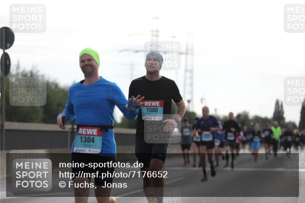 03.10.2024 - Köhlbrandbrückenlauf Fuchs,  Jonas http://msf.ph/oto/7176652 03.10.2024 09:14:26 Position 3 1304, 1580 meine-sportfotos.de