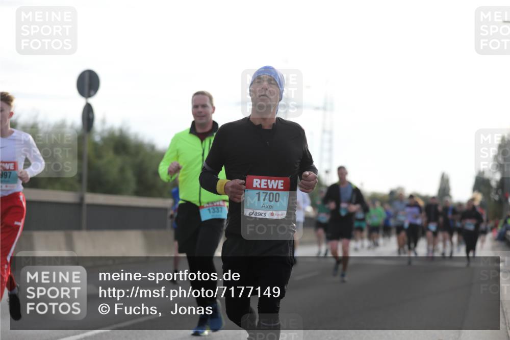 03.10.2024 - Köhlbrandbrückenlauf Fuchs,  Jonas http://msf.ph/oto/7177149 03.10.2024 09:14:41 Position 3 997, 1337, 1700 meine-sportfotos.de