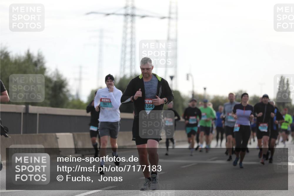 03.10.2024 - Köhlbrandbrückenlauf Fuchs,  Jonas http://msf.ph/oto/7177183 03.10.2024 09:14:42 Position 3 1827, 1364 meine-sportfotos.de