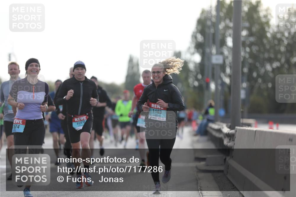 03.10.2024 - Köhlbrandbrückenlauf Fuchs,  Jonas http://msf.ph/oto/7177286 03.10.2024 09:14:45 Position 3 1674, 1728, 1103 meine-sportfotos.de