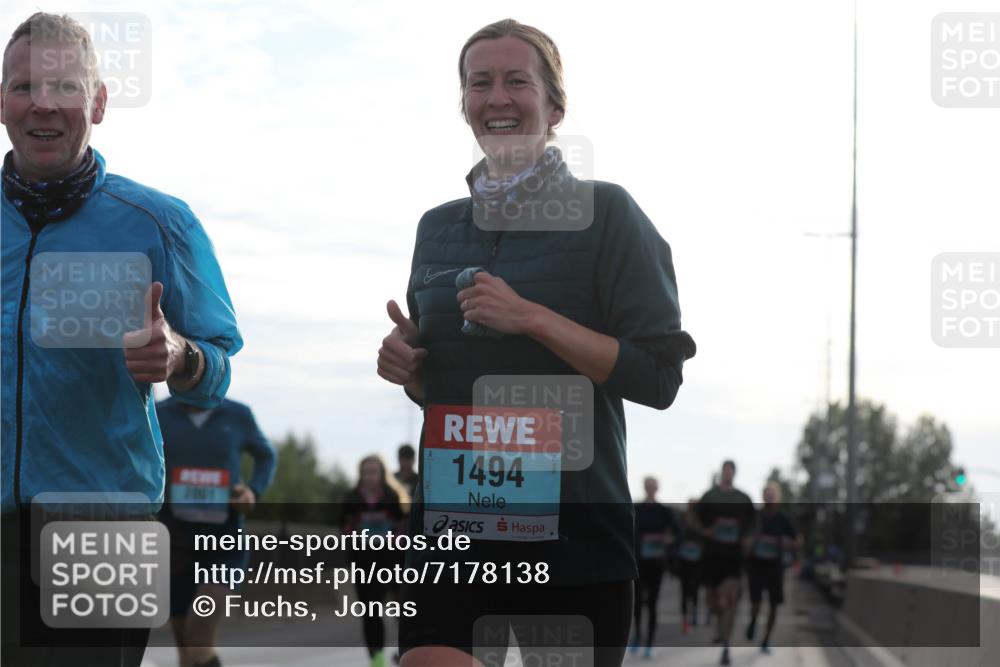 03.10.2024 - Köhlbrandbrückenlauf Fuchs,  Jonas http://msf.ph/oto/7178138 03.10.2024 09:15:04 Position 3 1494 meine-sportfotos.de