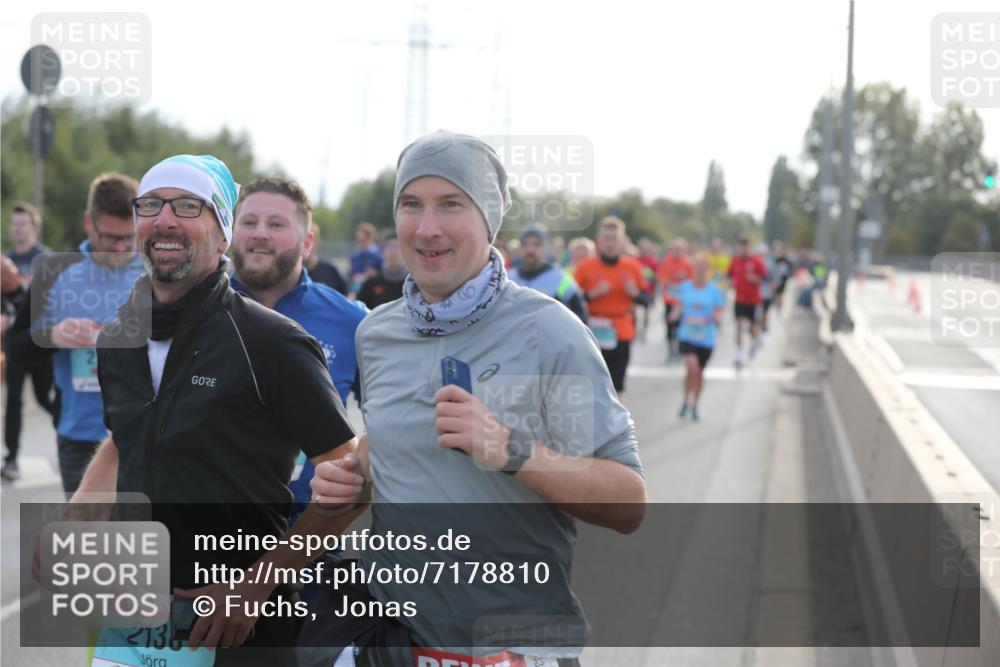 03.10.2024 - Köhlbrandbrückenlauf Fuchs,  Jonas http://msf.ph/oto/7178810 03.10.2024 09:15:18 Position 3 213 meine-sportfotos.de