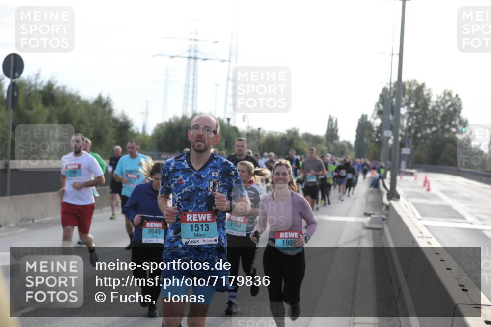 03.10.2024 - Köhlbrandbrückenlauf Fuchs,  Jonas http://msf.ph/oto/7179836 03.10.2024 09:15:37 Position 3 1596, 2050, 1513, 2049, 190 meine-sportfotos.de
