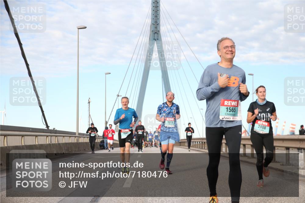 03.10.2024 - Köhlbrandbrückenlauf Jannik Wohlers http://msf.ph/oto/7180476 03.10.2024 09:43:31 Position 2 1565, 2808, 1513, 1541 meine-sportfotos.de