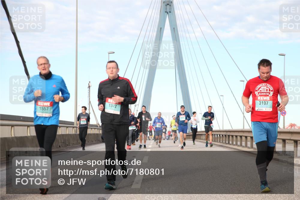 03.10.2024 - Köhlbrandbrückenlauf Jannik Wohlers http://msf.ph/oto/7180801 03.10.2024 09:43:38 Position 2 1557, 1915, 1372, 3107 meine-sportfotos.de