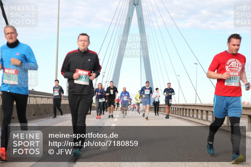 03.10.2024 - Köhlbrandbrückenlauf Jannik Wohlers http://msf.ph/oto/7180859 03.10.2024 09:43:39 Position 2 1557, 1915, 1372, 1649, 3107 meine-sportfotos.de