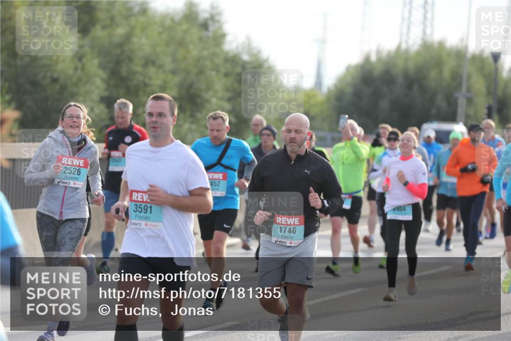 03.10.2024 - Köhlbrandbrückenlauf Fuchs,  Jonas http://msf.ph/oto/7181355 03.10.2024 09:17:13 Position 3 2526, 3591, 452, 1746, 404 meine-sportfotos.de