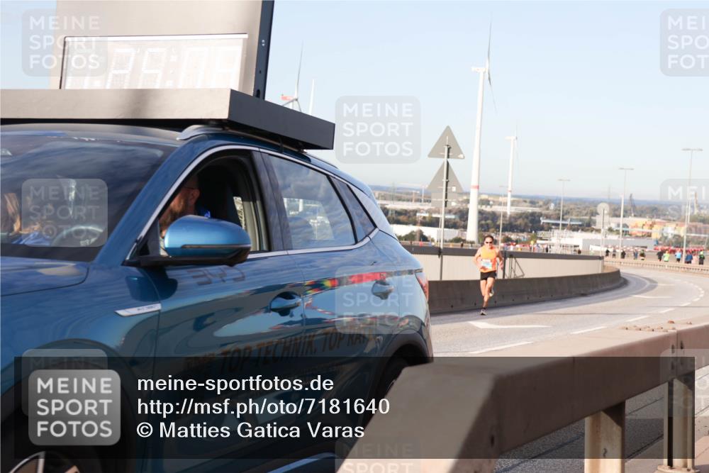 03.10.2024 - Köhlbrandbrückenlauf Matties Gatica Varas http://msf.ph/oto/7181640 03.10.2024 09:24:53 Position 2  meine-sportfotos.de