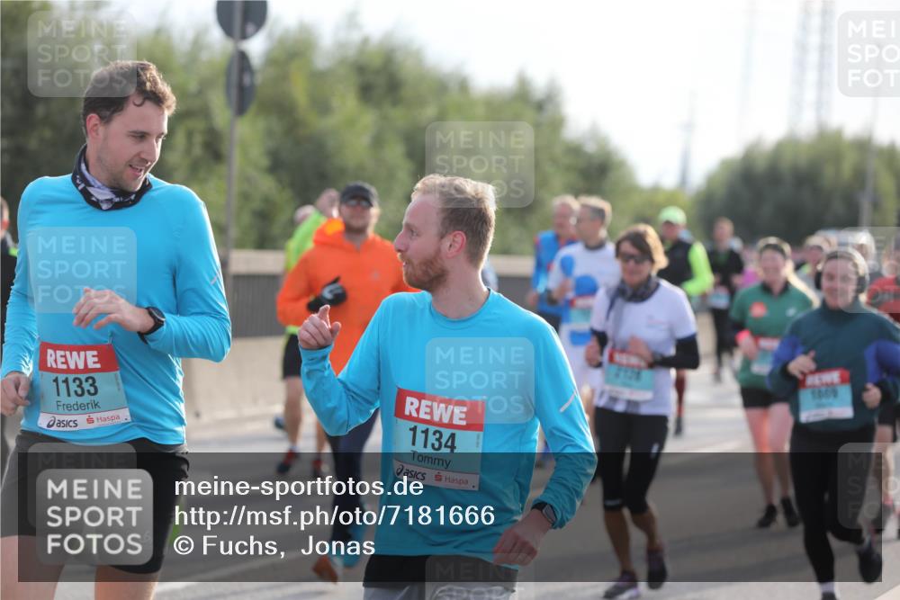 03.10.2024 - Köhlbrandbrückenlauf Fuchs,  Jonas http://msf.ph/oto/7181666 03.10.2024 09:17:20 Position 3 1133, 6, 1134, 1809 meine-sportfotos.de