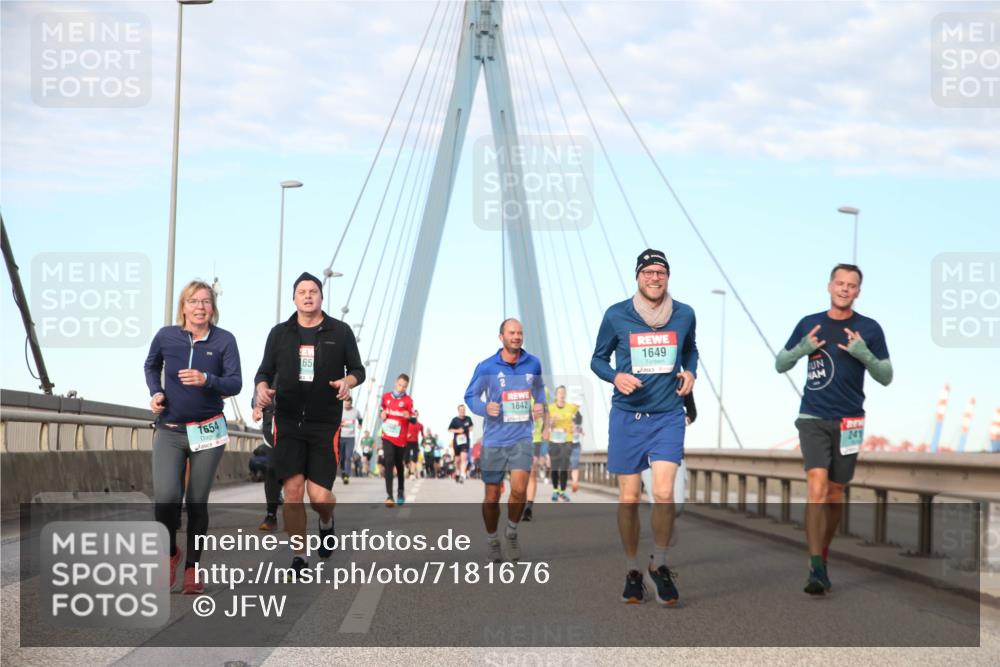 03.10.2024 - Köhlbrandbrückenlauf Jannik Wohlers http://msf.ph/oto/7181676 03.10.2024 09:43:43 Position 2 1654, 65, 1, 1842, 1649, 1241 meine-sportfotos.de