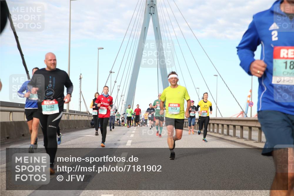 03.10.2024 - Köhlbrandbrückenlauf Jannik Wohlers http://msf.ph/oto/7181902 03.10.2024 09:43:46 Position 2 96, 1062, 1912, 1908, 1473, 1717, 12, 18 meine-sportfotos.de