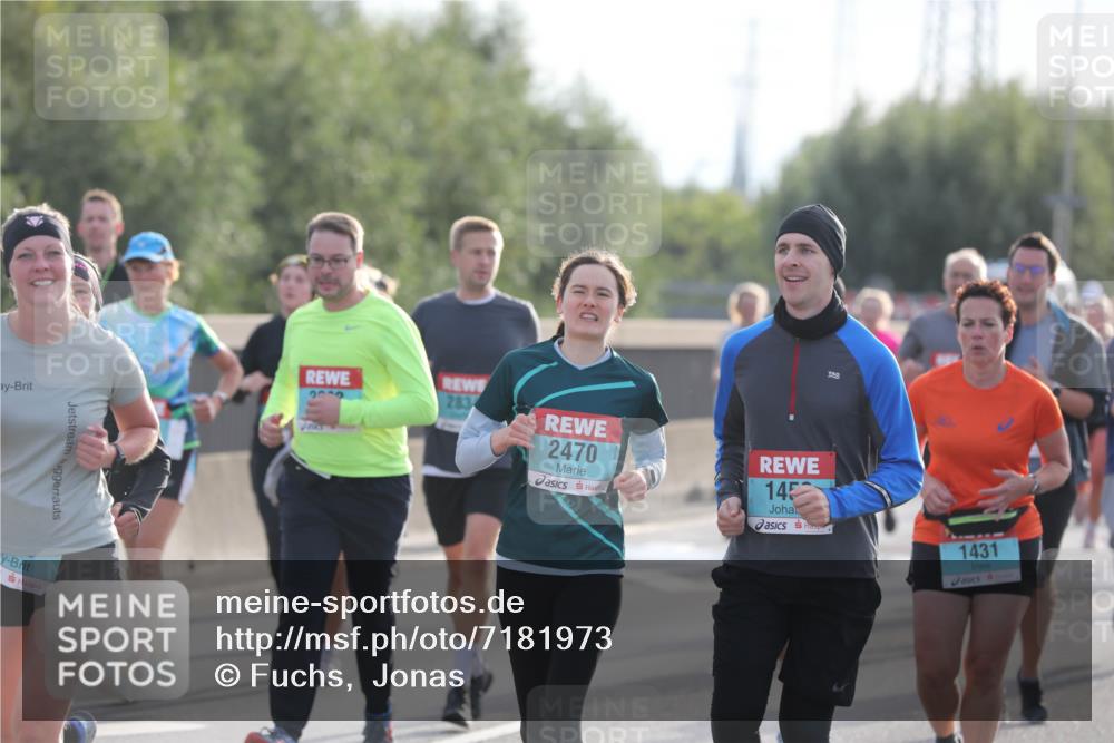 03.10.2024 - Köhlbrandbrückenlauf Fuchs,  Jonas http://msf.ph/oto/7181973 03.10.2024 09:17:24 Position 3 2012, 2834, 2470, 145, 1431 meine-sportfotos.de