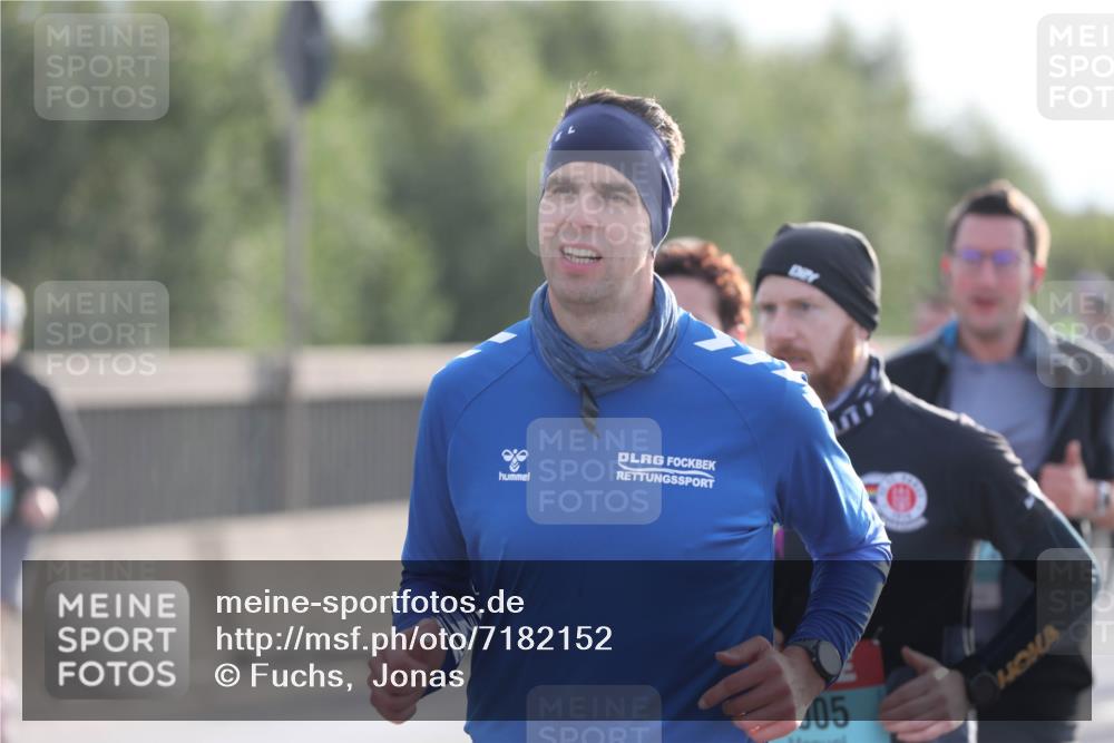 03.10.2024 - Köhlbrandbrückenlauf Fuchs,  Jonas http://msf.ph/oto/7182152 03.10.2024 09:17:28 Position 3 05 meine-sportfotos.de