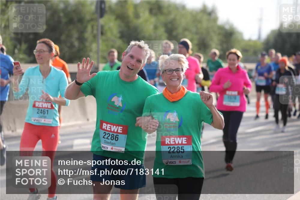 03.10.2024 - Köhlbrandbrückenlauf Fuchs,  Jonas http://msf.ph/oto/7183141 03.10.2024 09:17:55 Position 3 2461, 2024, 2286, 2024, 2285 meine-sportfotos.de