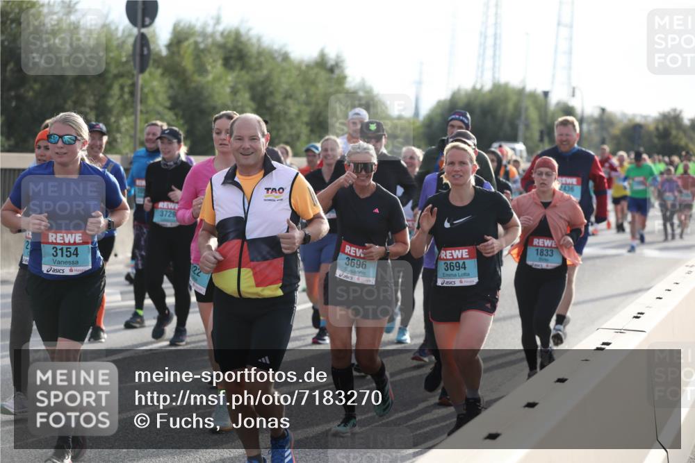 03.10.2024 - Köhlbrandbrückenlauf Fuchs,  Jonas http://msf.ph/oto/7183270 03.10.2024 09:18:00 Position 3 3154, 3729, 3696, 3694, 1833, 2436 meine-sportfotos.de