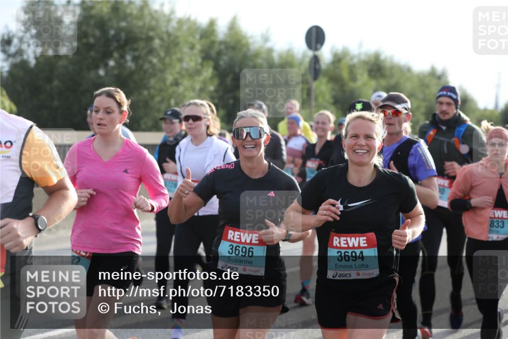 03.10.2024 - Köhlbrandbrückenlauf Fuchs,  Jonas http://msf.ph/oto/7183350 03.10.2024 09:18:02 Position 3 22, 3696, 3694, 833, 44 meine-sportfotos.de