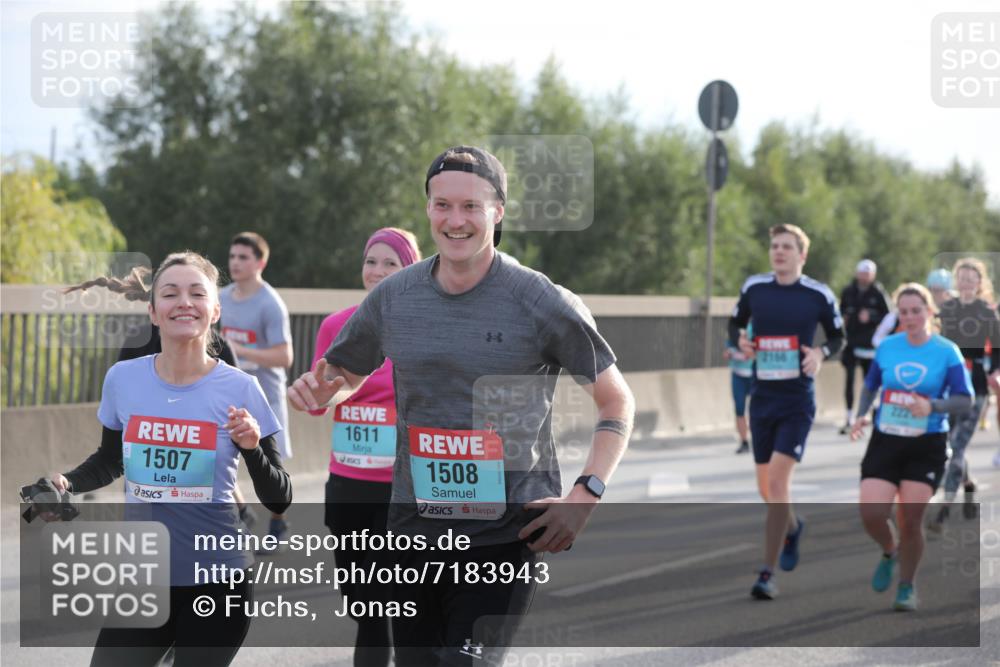 03.10.2024 - Köhlbrandbrückenlauf Fuchs,  Jonas http://msf.ph/oto/7183943 03.10.2024 09:18:31 Position 3 1507, 1611, 1508, 2166 meine-sportfotos.de
