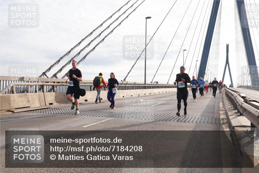 03.10.2024 - Köhlbrandbrückenlauf Matties Gatica Varas http://msf.ph/oto/7184208 03.10.2024 09:25:31 Position 2 1700 meine-sportfotos.de