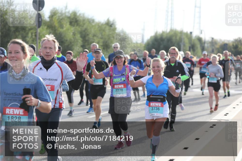 03.10.2024 - Köhlbrandbrückenlauf Fuchs,  Jonas http://msf.ph/oto/7184219 03.10.2024 09:18:42 Position 3 1828, 2457, 2270, 3736 meine-sportfotos.de