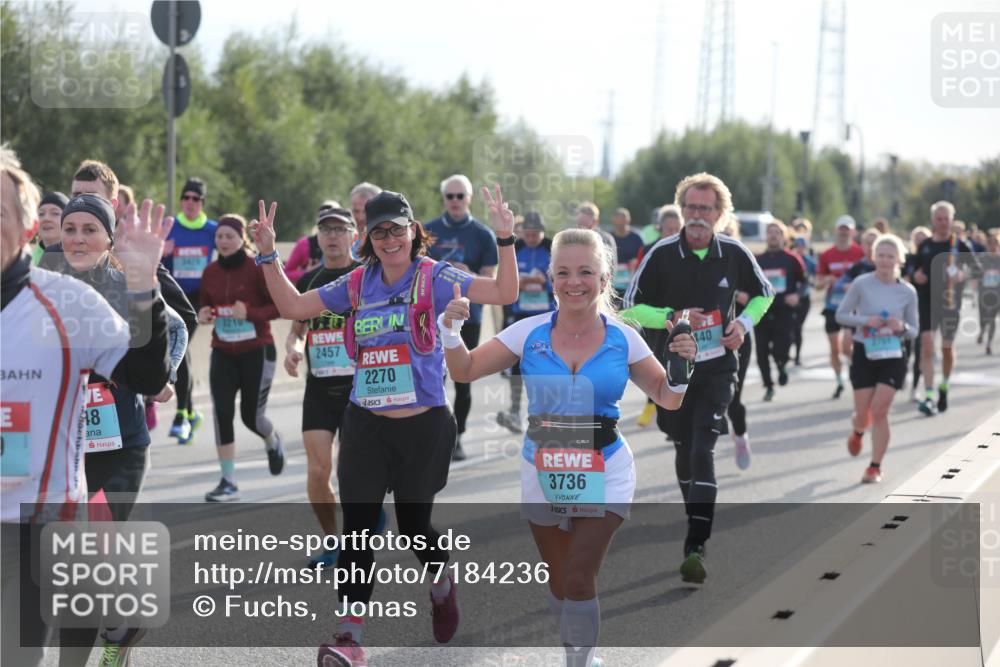 03.10.2024 - Köhlbrandbrückenlauf Fuchs,  Jonas http://msf.ph/oto/7184236 03.10.2024 09:18:43 Position 3 48, 22, 10, 2457, 2270, 3736, 140 meine-sportfotos.de