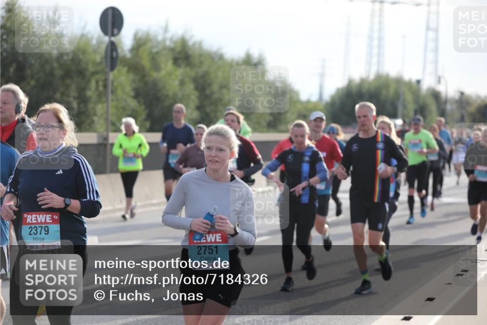 03.10.2024 - Köhlbrandbrückenlauf Fuchs,  Jonas http://msf.ph/oto/7184326 03.10.2024 09:18:47 Position 3 2379, 2751 meine-sportfotos.de
